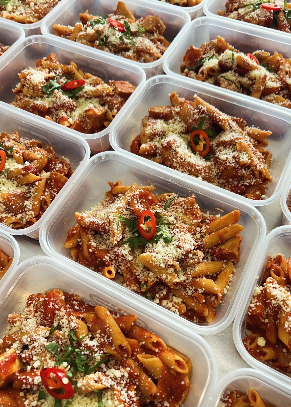 Chicken Arrabbiata Pasta 506kcal, 69g carbs, 5g fat, 45g protein (Wed/Thur - Delivery)