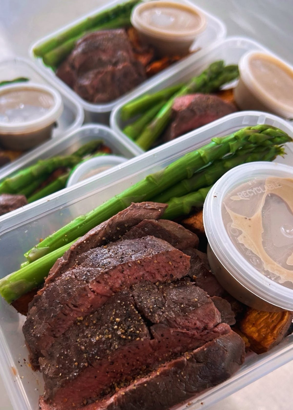 Peppercorn Steak Wedges 569kcal, 59g carbs, 18g fat, 40g protein (Wed/Thur - Delivery)