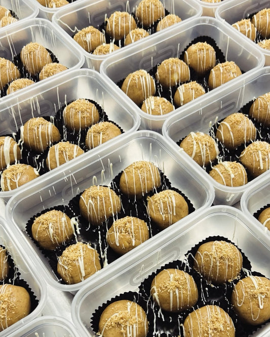Milky Bar Protein Ball 157kcal, 14g carb, 7g fat, 10g protein - Per Ball (Wed/Thur - Delivery)