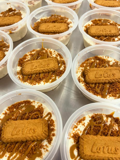 x2 Biscoff Protein Oats 470kcal, 62g carb, 8g fat, 34g protein - per pot (Wed/Thur - Delivery)