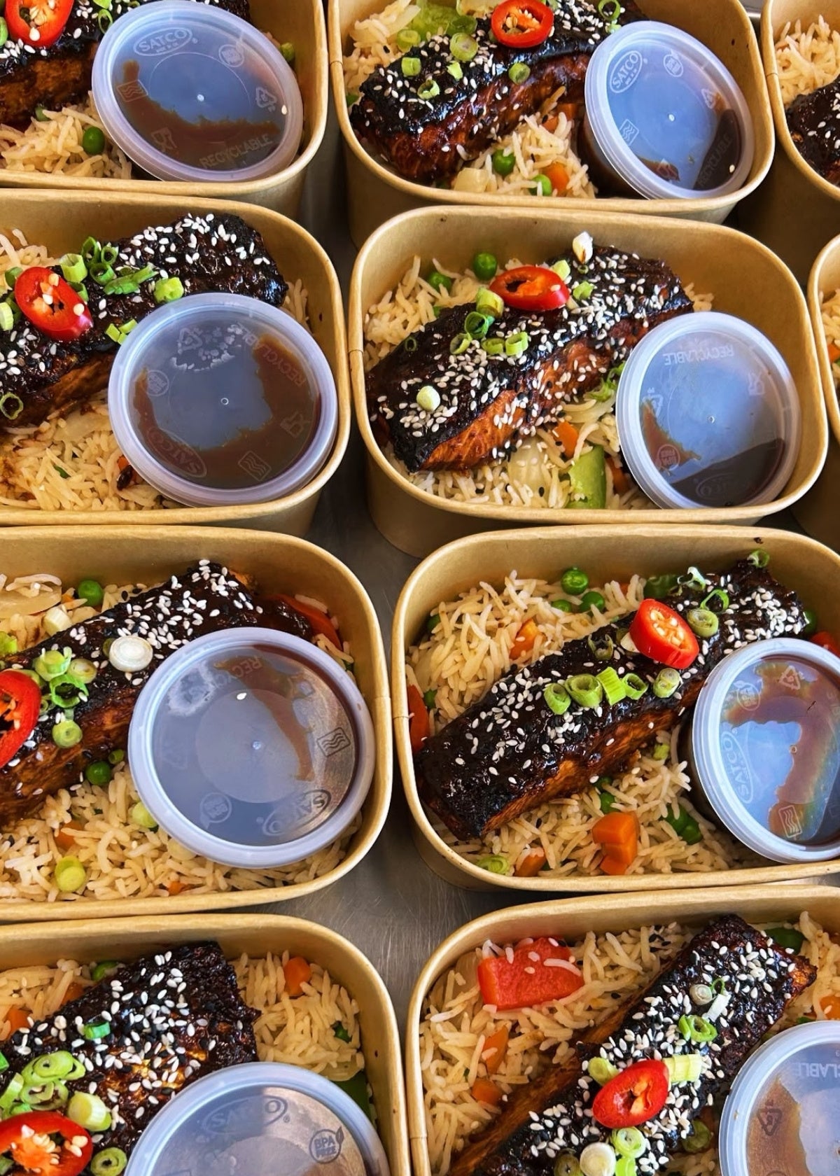 Teriyaki Salmon 613kcal, 73g carb, 18g fat, 39g protein (Sun/Mon - Delivery)