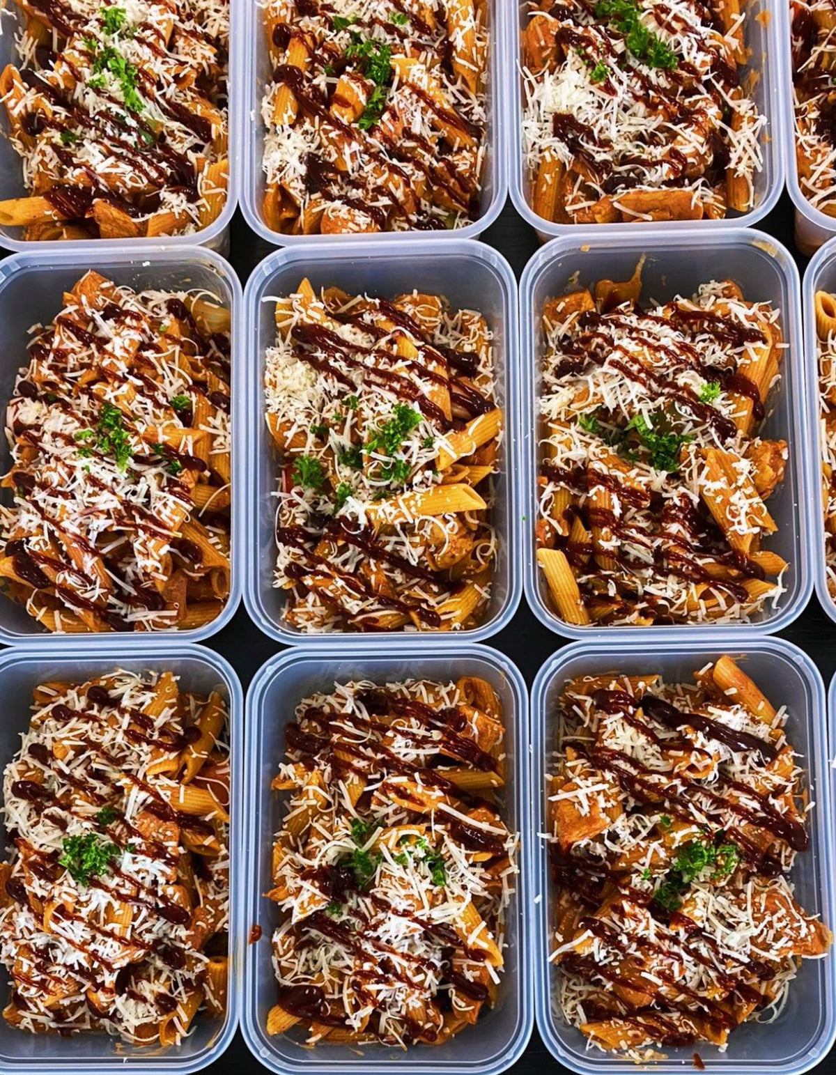 Hunters Chicken Pasta 570kcal, 67g carb, 9g fat, 52g protein (Wed/Thur - Delivery)